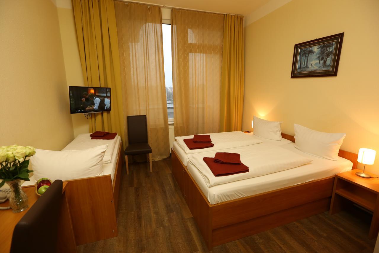 Hotel Ai Koenigshof Berlijn Buitenkant foto