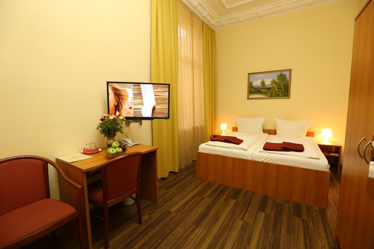 Hotel Ai Koenigshof Berlijn Buitenkant foto