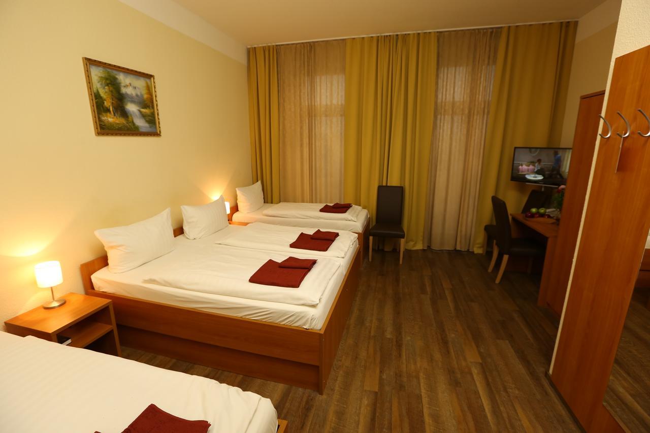 Hotel Ai Koenigshof Berlijn Buitenkant foto