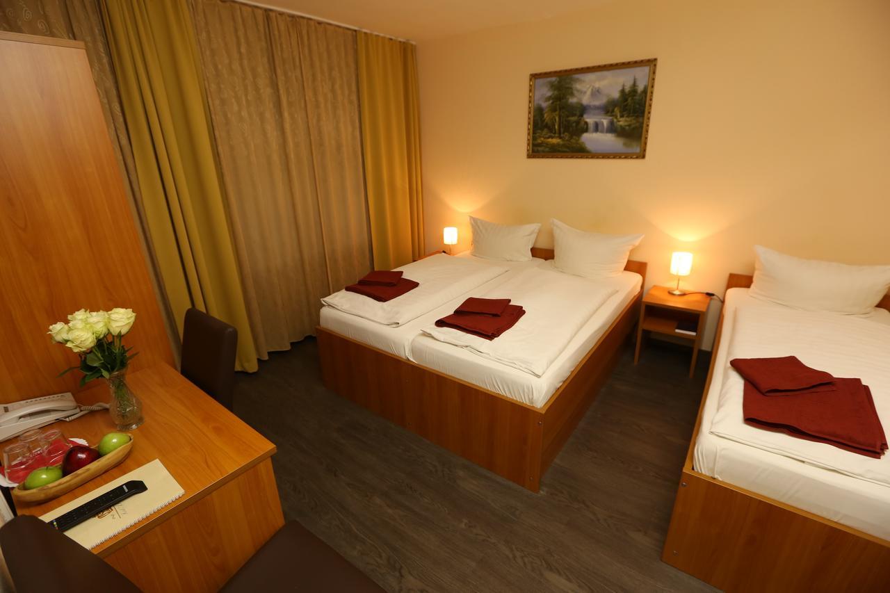 Hotel Ai Koenigshof Berlijn Buitenkant foto